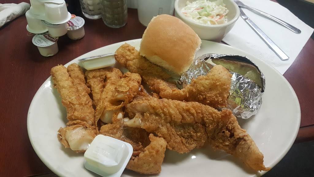 Red Arrow Restaurant | restaurant | 6843 North Old 27, Fremont, IN 46737, USA | 2608338889 OR +1 260-833-8889