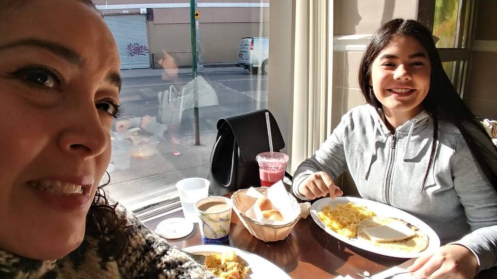 Los Paisitas | restaurant | 87-11 Grand Ave, Queens, NY 11373, USA | 7183961398 OR +1 718-396-1398