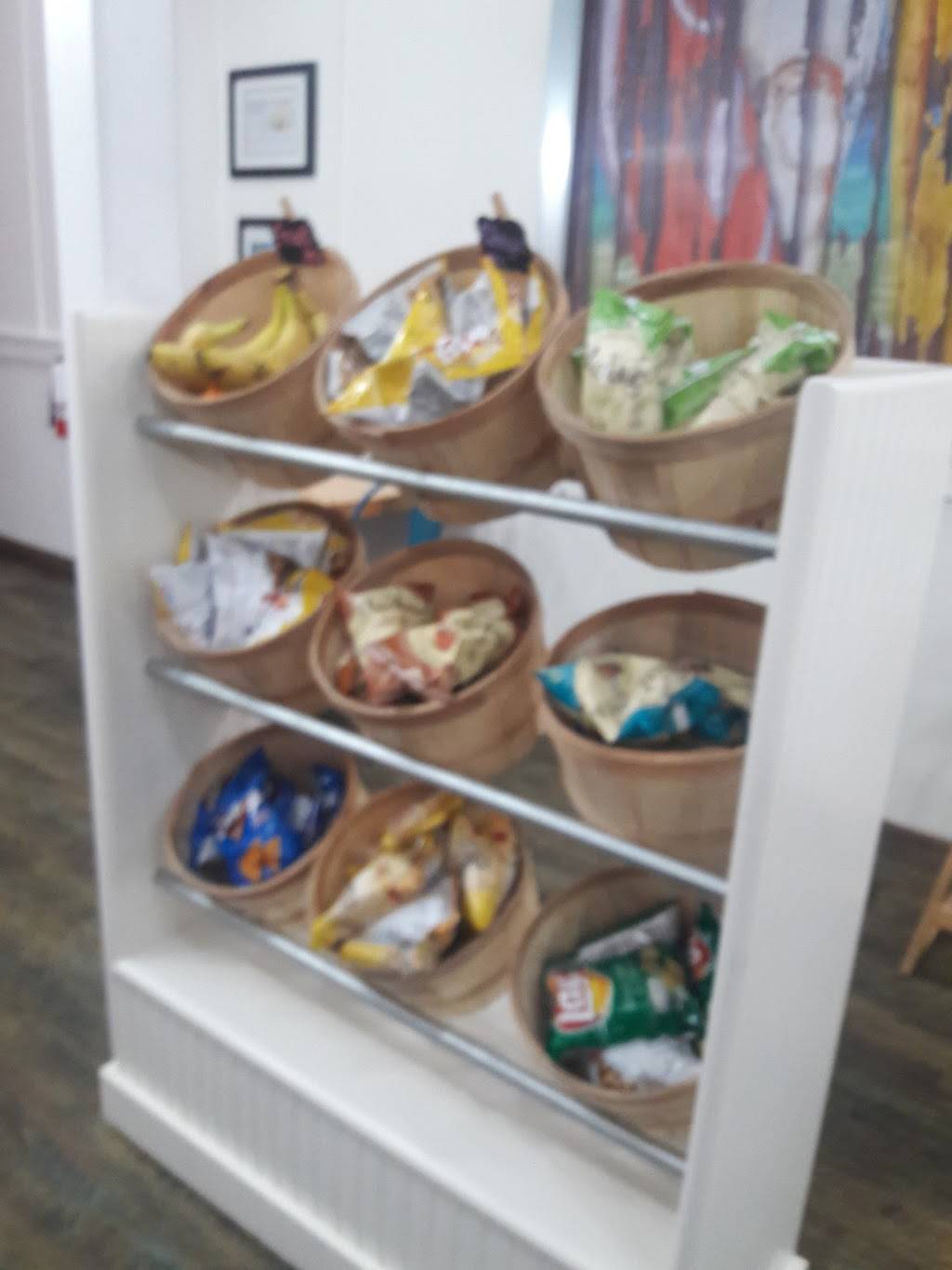 Tropical Smoothie Cafe | restaurant | 14394 N Dale Mabry Hwy, Tampa, FL 33618, USA | 8132523750 OR +1 813-252-3750