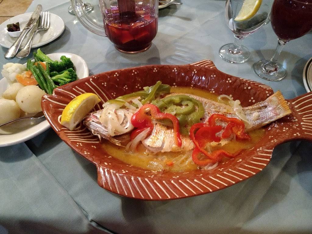 Fernandes Steak House | restaurant | 158 Fleming Ave, Newark, NJ 07105, USA | 9735894344 OR +1 973-589-4344