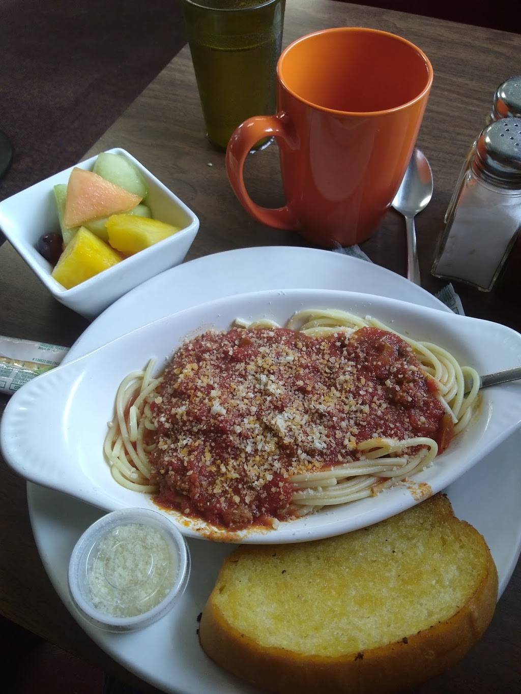 Lu-Bobs Restaurant | restaurant | 1604 IL-127, Greenville, IL 62246, USA | 6186640060 OR +1 618-664-0060