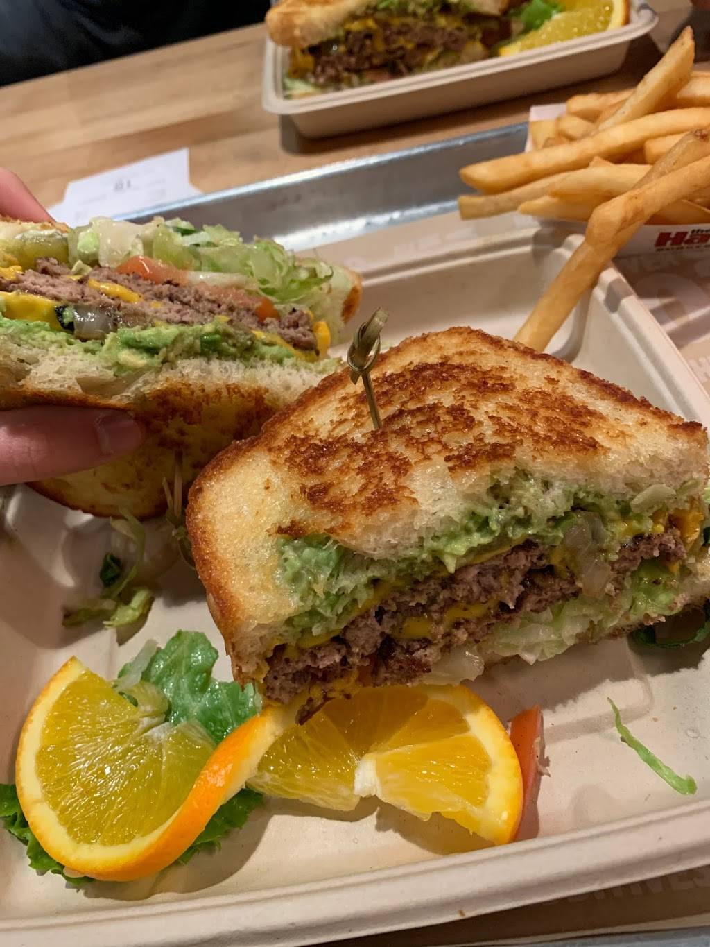 The Habit Burger Grill | restaurant | 985 E Betteravia Rd, Santa Maria, CA 93454, USA | 8056238542 OR +1 805-623-8542