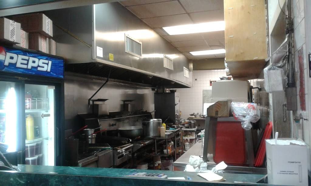 New Golden Dragon | restaurant | 677 Bay St, Staten Island, NY 10304, USA | 7182730550 OR +1 718-273-0550