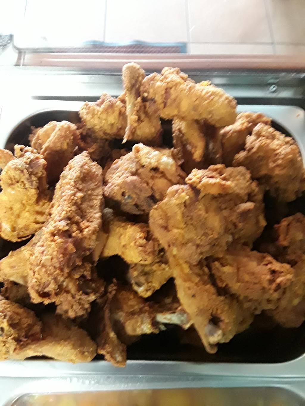 J.R | restaurant | 352 Utica Ave, Brooklyn, NY 11213, USA | 7185768860 OR +1 718-576-8860