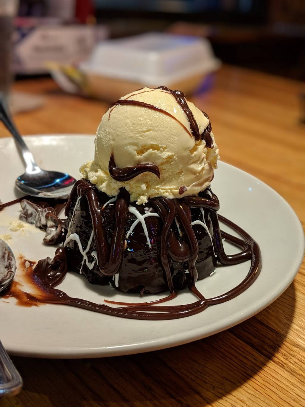 Applebees Grill + Bar | restaurant | 1915 NE Four Acre Pl, Corvallis, OR 97330, USA | 5417582204 OR +1 541-758-2204