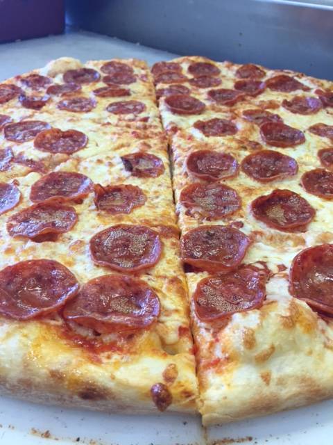 Pizzaville | meal delivery | 35 Lone Pine Dr, Port Severn, ON L0K 1S0, Canada | 4167363636 OR +1 416-736-3636