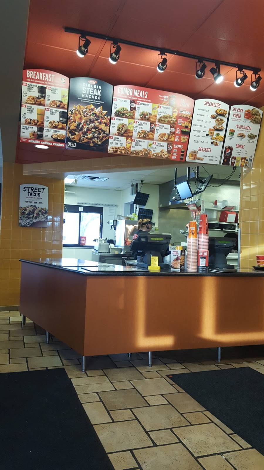 Taco Johns | restaurant | 308 W Oakland Ave, Austin, MN 55912, USA | 5074333870 OR +1 507-433-3870