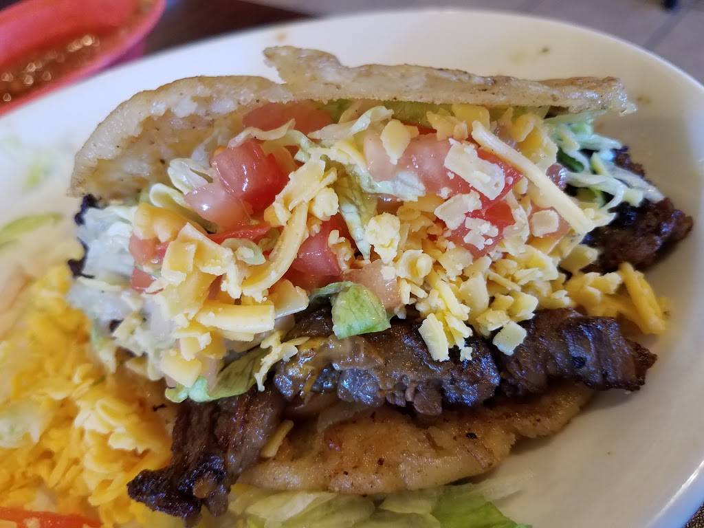 The Palms Taqueria LLC | restaurant | 924 E Kingsbury St, Seguin, TX 78155, USA | 8304014159 OR +1 830-401-4159