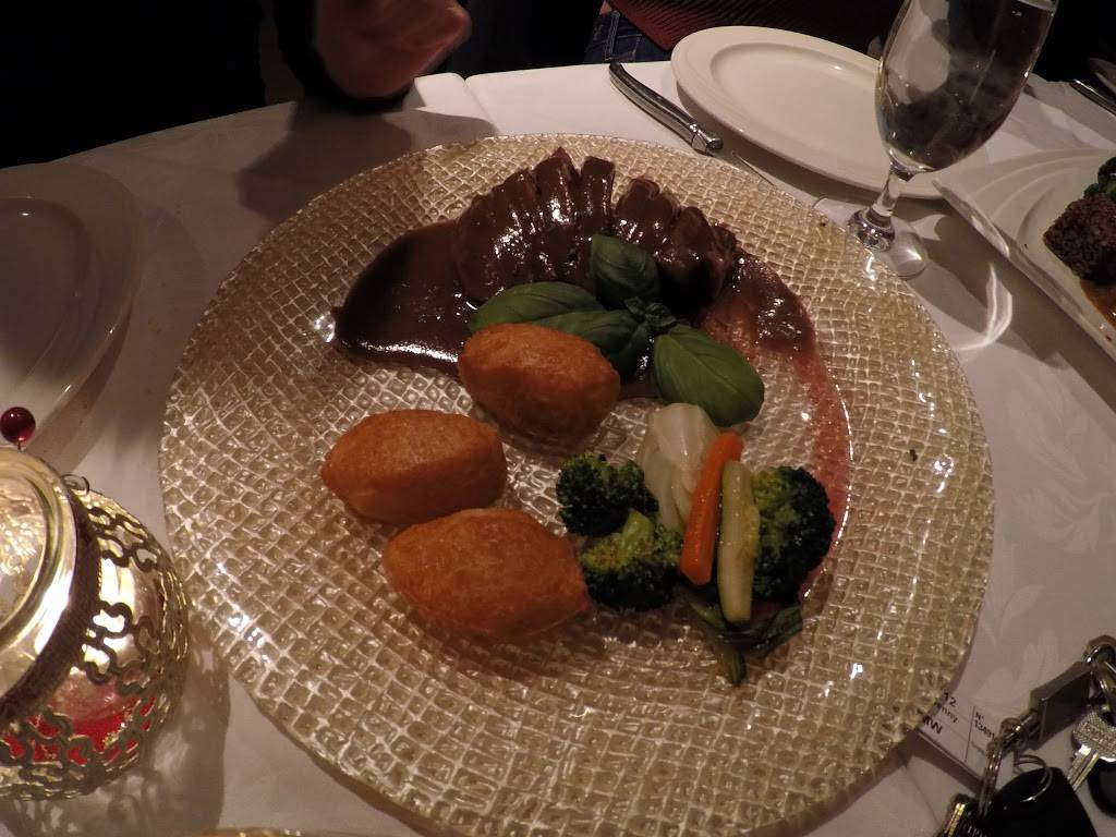 Restaurant Le Cheval de Jade | restaurant | 688 Rue de Saint Jovite, Mont-Tremblant, QC J8E 3J8, Canada | 8194255233 OR +1 819-425-5233