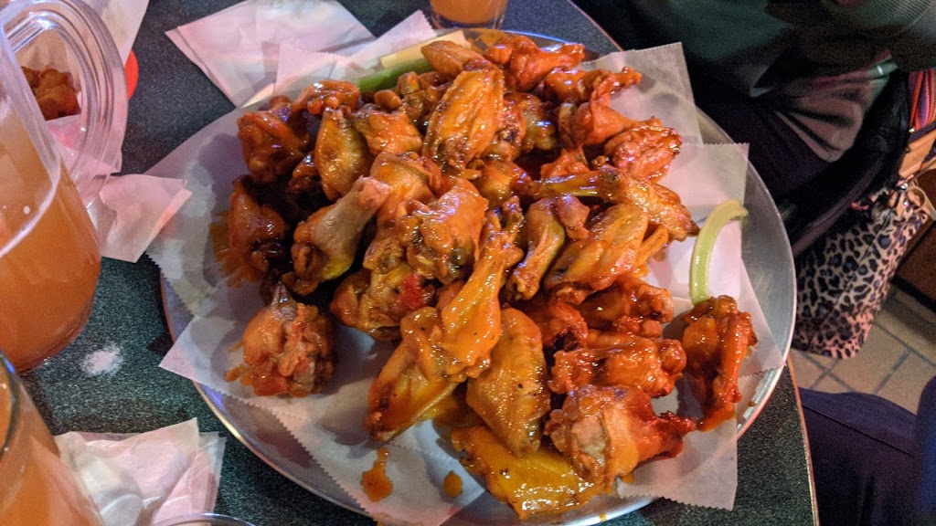 Gerris Bar & Grill | restaurant | 232 E 30th St, Des Moines, IA 50317, USA | 5152658383 OR +1 515-265-8383