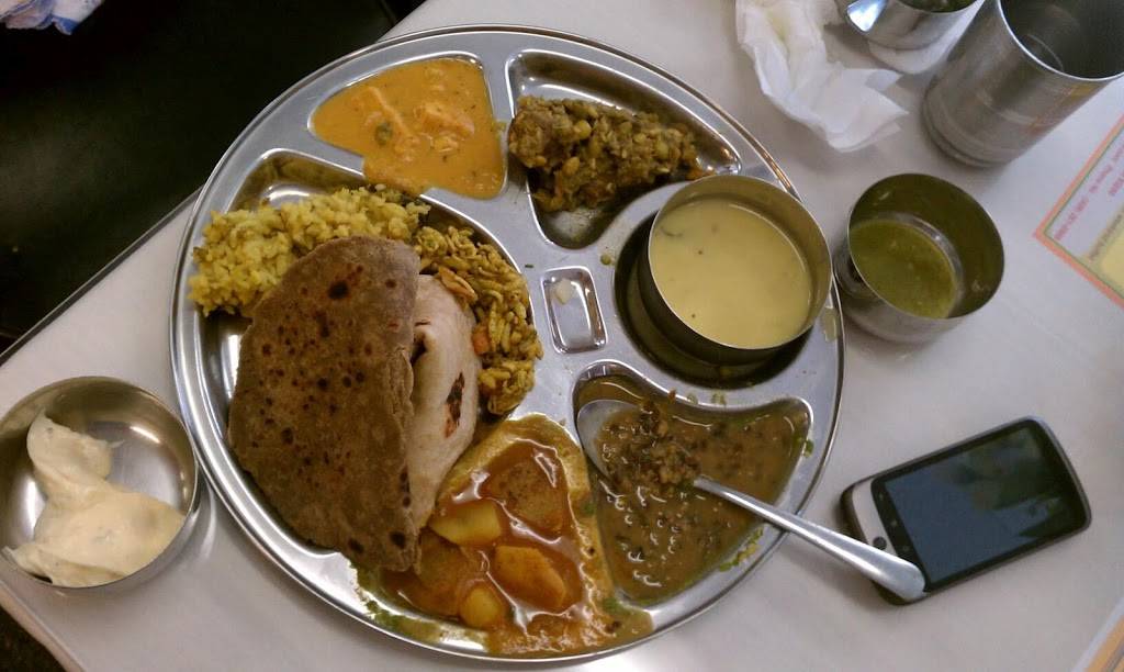 Deedees | restaurant | 341 Lafayette St #101, Santa Clara, CA 95050, USA | 4082610568 OR +1 408-261-0568