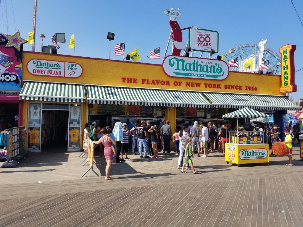 Nathans Famous | restaurant | 1205 Riegelmann Boardwalk, Brooklyn, NY 11224, USA | 7189751905 OR +1 718-975-1905