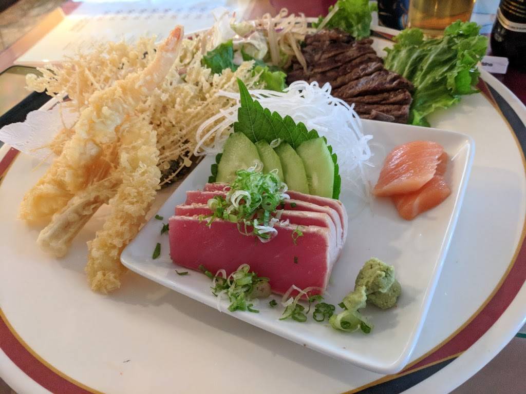 Hirosa Sushi & Japanese Cuisine | restaurant | 18157 Parthenia St, Northridge, CA 91325, USA | 8187011617 OR +1 818-701-1617