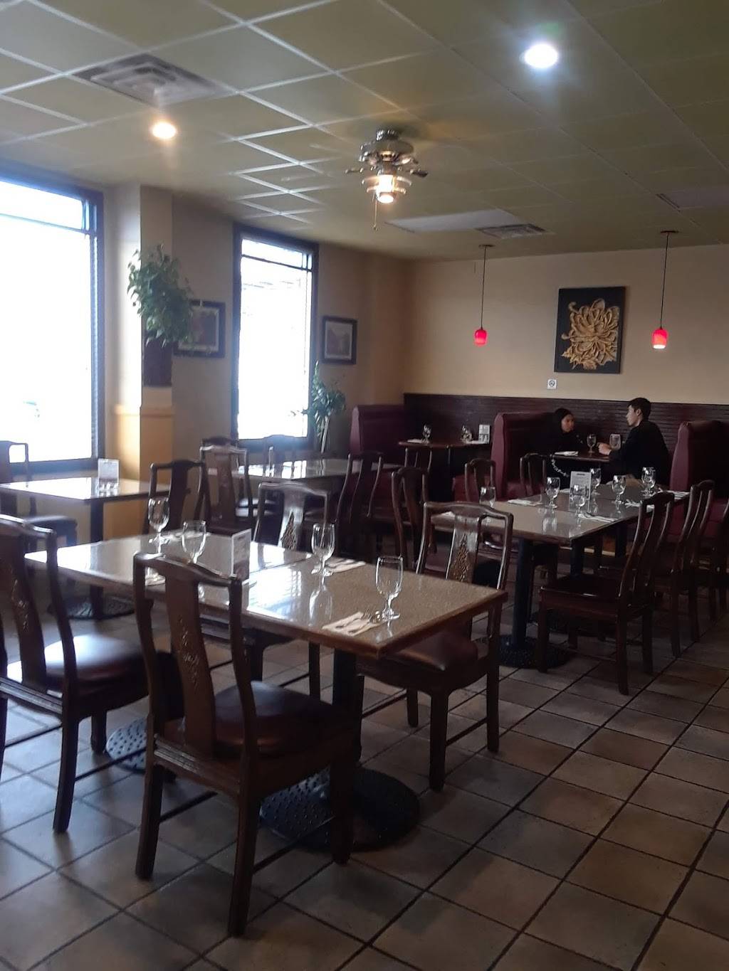 Sawasdee Thai Cuisine | restaurant | 5601 E Virginia Beach Blvd, Norfolk, VA 23502, USA | 7572338220 OR +1 757-233-8220