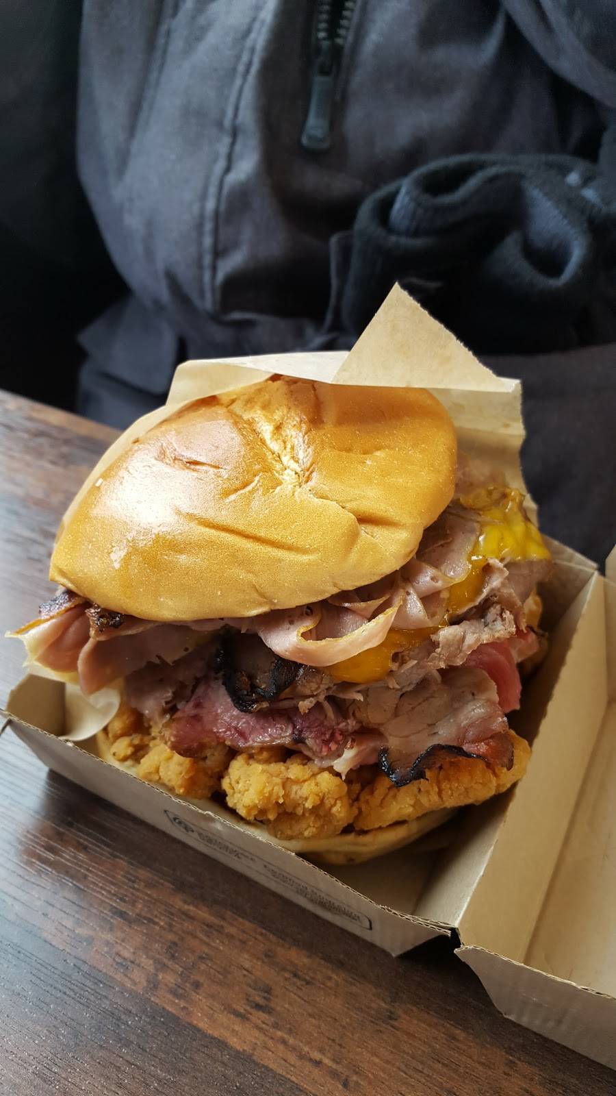 Arbys | restaurant | 2206 N Oak Dr, Plymouth, IN 46563, USA | 5749366696 OR +1 574-936-6696