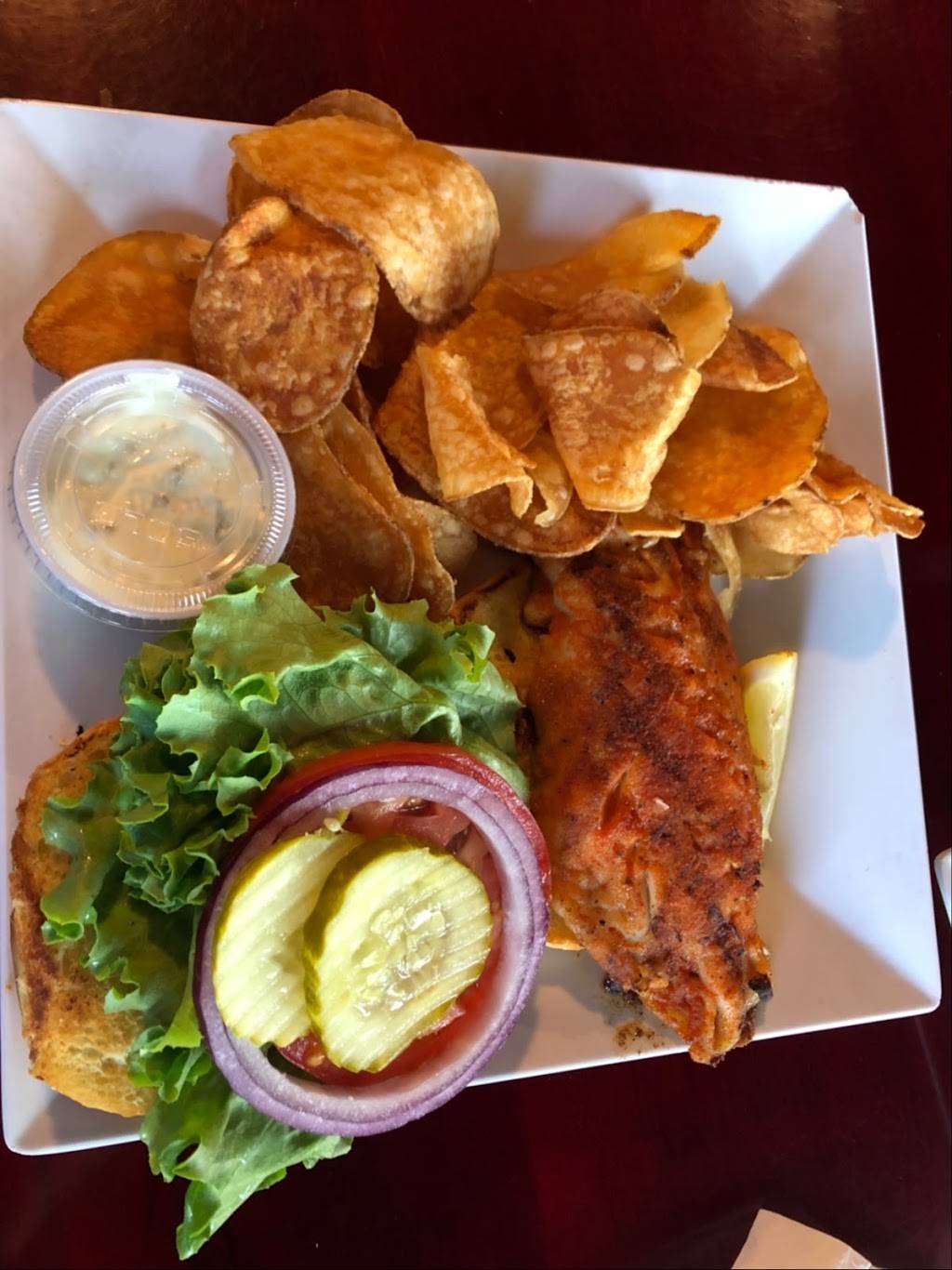 Yucatan Waterfront Bar and Grill | restaurant | 4875 Pine Island Rd, Matlacha, FL 33993, USA | 2392830113 OR +1 239-283-0113