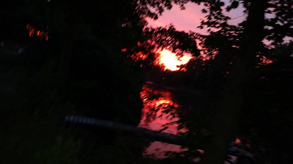 Petes Party Store | meal takeaway | 25870 S River Rd, Harrison Charter Township, MI 48045, USA | 5864630564 OR +1 586-463-0564