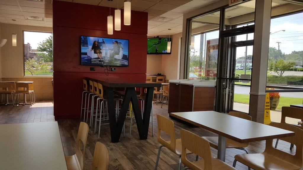 Wendys | restaurant | 927 Nashville Pike, Gallatin, TN 37066, USA | 6154522118 OR +1 615-452-2118
