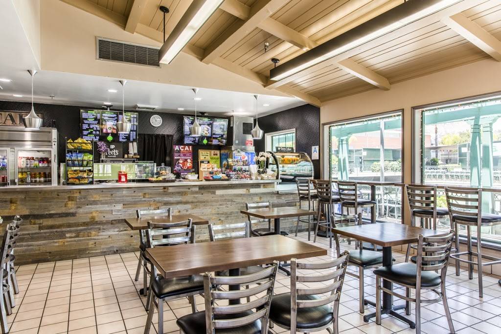 Courtside Caffé | restaurant | 249 Amherst Dr, Burbank, CA 91504, USA | 8188600504 OR +1 818-860-0504