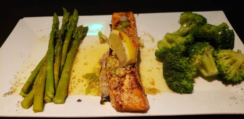 St. Pats Irish Pub | restaurant | 1600 E Hillsboro Blvd, Deerfield Beach, FL 33441, USA | 9544284539 OR +1 954-428-4539