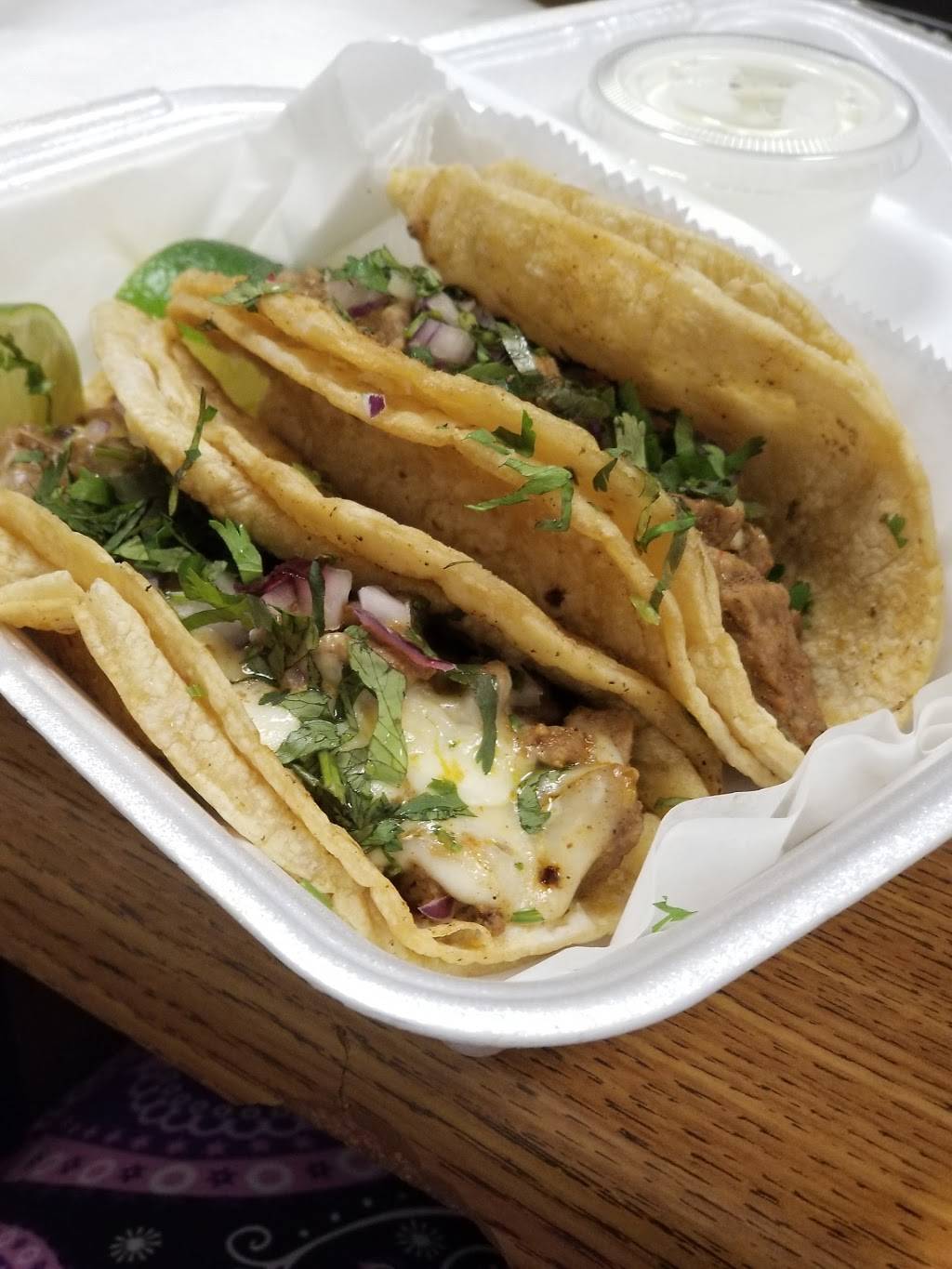 Super Tortas Estilo Barrio | restaurant | 2641 W Michigan St, Indianapolis, IN 46222, USA | 3174232511 OR +1 317-423-2511