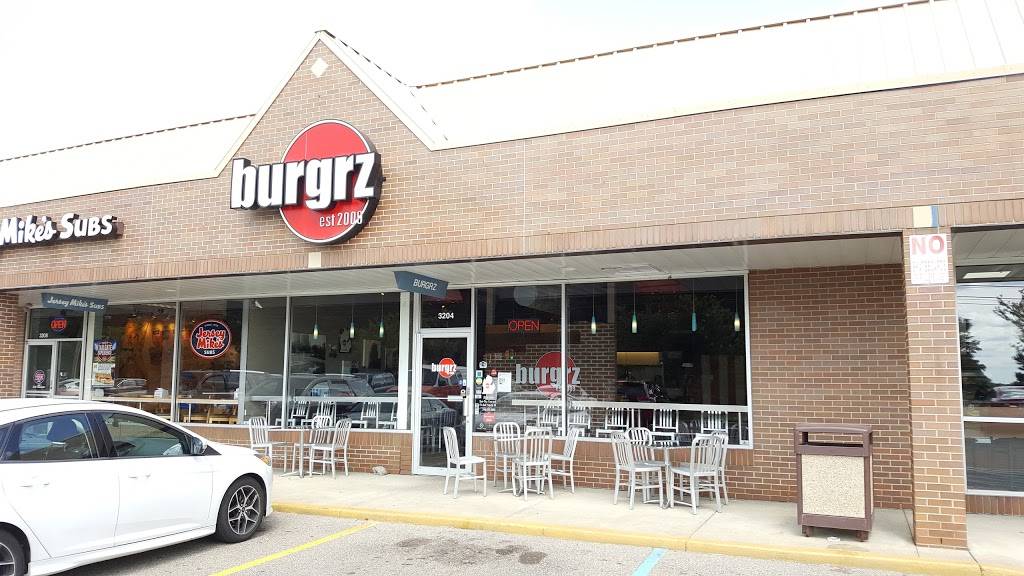 burgrz | restaurant | 3204 Walton Blvd, Rochester Hills, MI 48309, USA | 2483753060 OR +1 248-375-3060