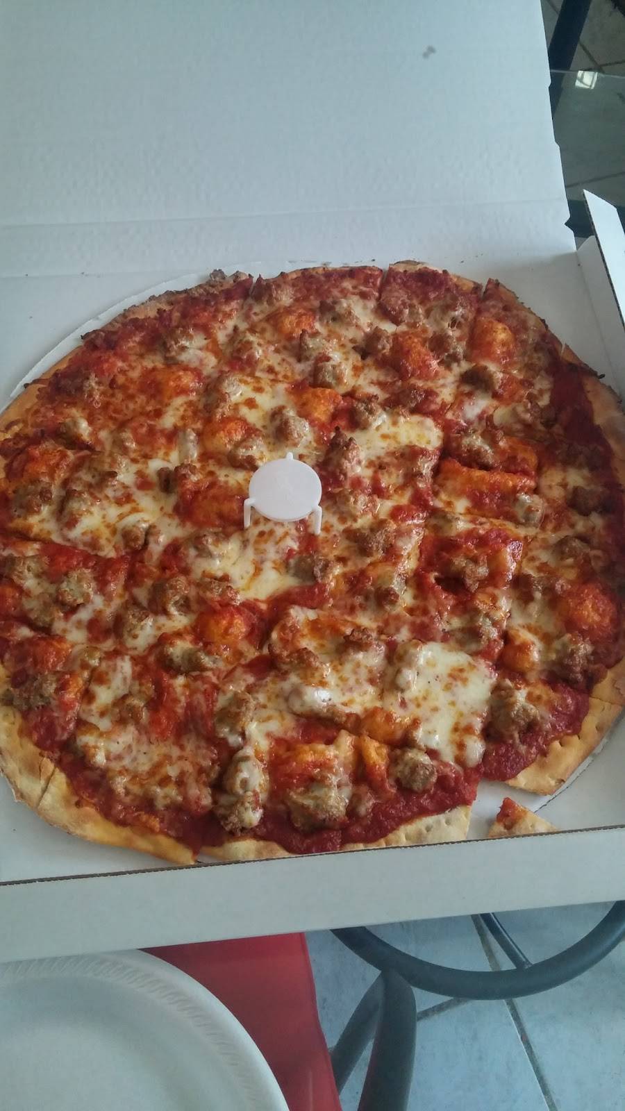 Mikes Pizza | restaurant | 322 S Elmwood Ave, Waukegan, IL 60085, USA | 8476239533 OR +1 847-623-9533