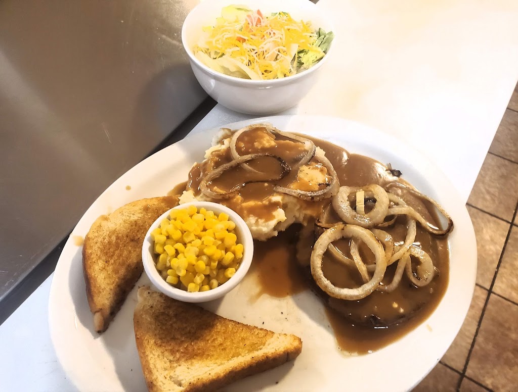 Marias family restaurant | restaurant | 607 AZ-177, Hayden, AZ 85135, USA | 5203566807 OR +1 520-356-6807