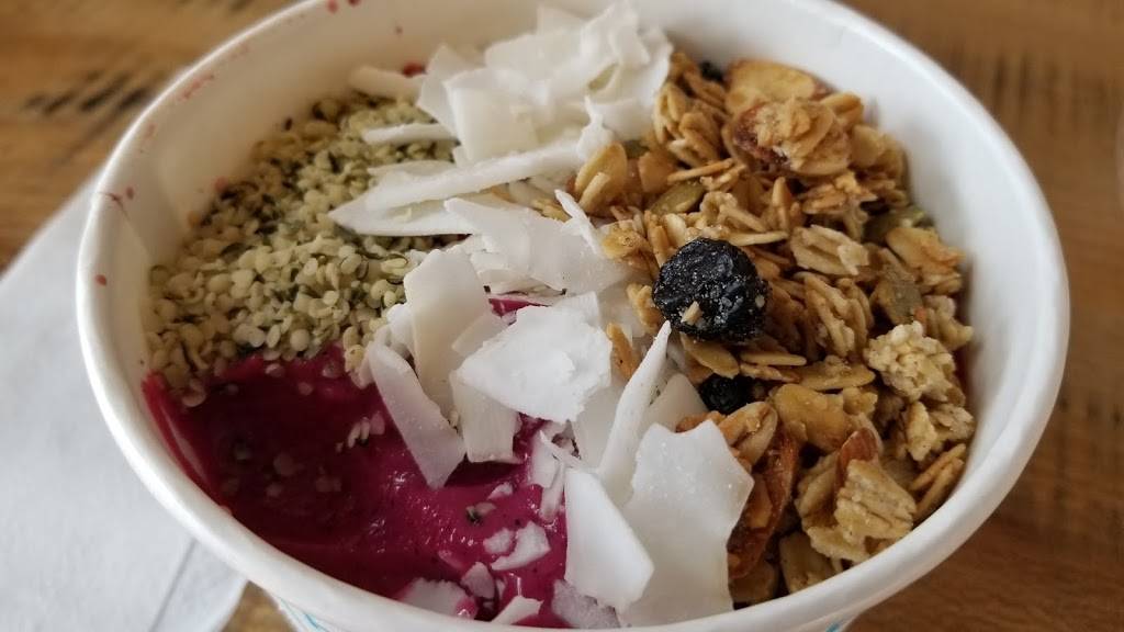 Zest Cold Pressed Juice Co. | restaurant | 912 N High St, Columbus, OH 43201, USA | 6148264071 OR +1 614-826-4071