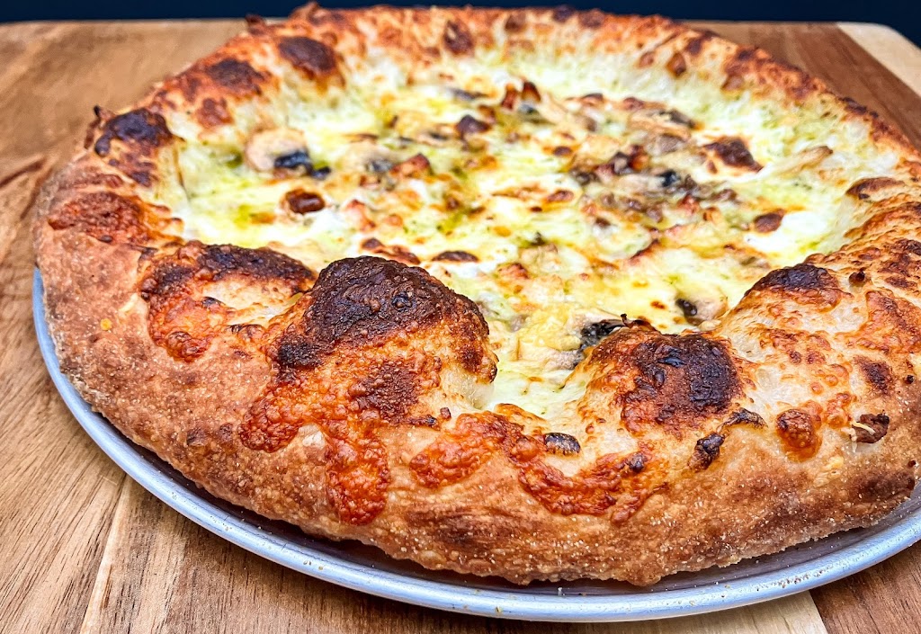 Jackpot Pizza | restaurant | 2022 Wilcrest Dr Suite K104, Houston, TX 77042, USA | 7133645316 OR +1 713-364-5316