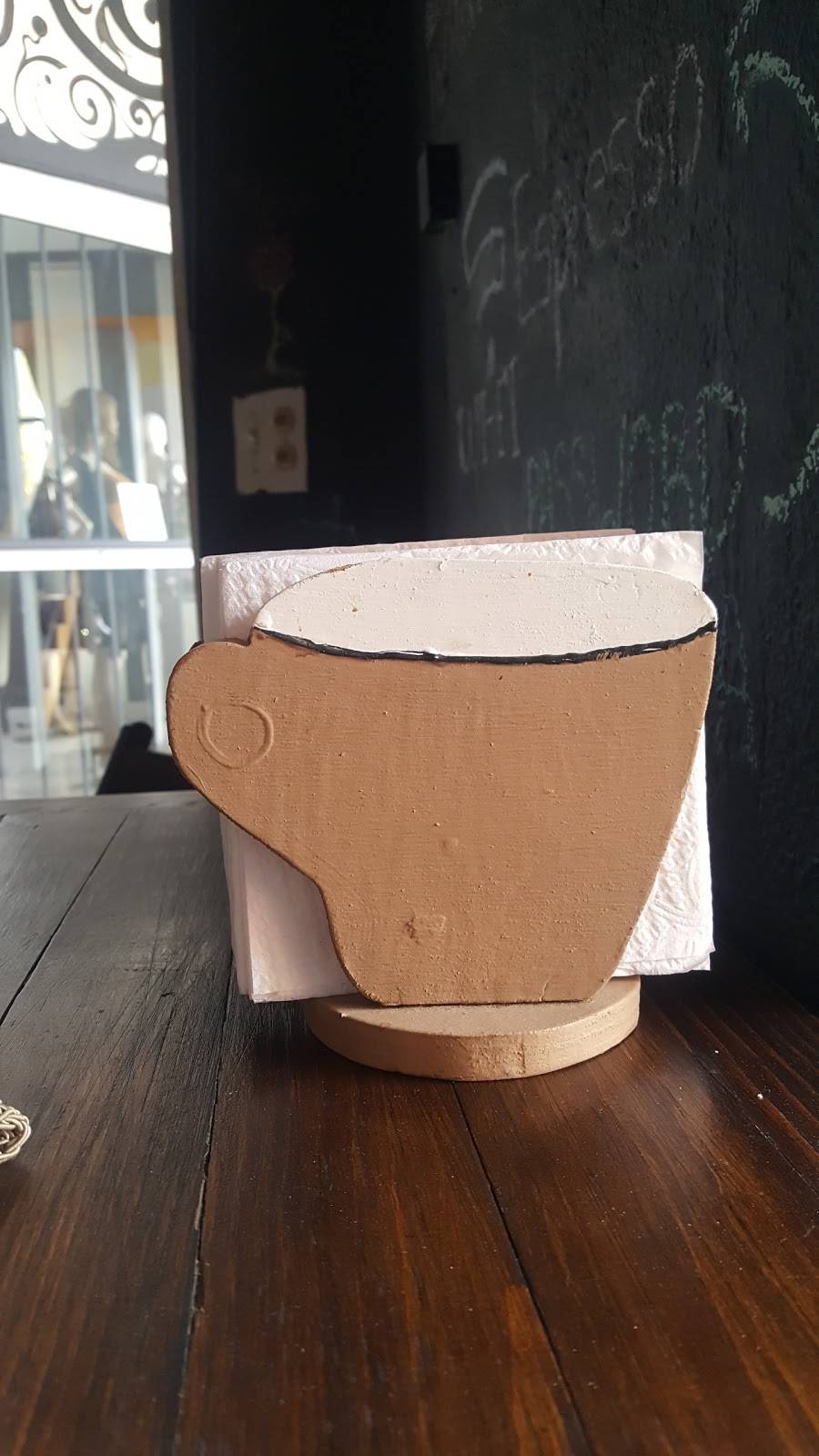 VOSTOK PIZZA | restaurant | René Ortiz C. 24, Centro Playas, 22710 Rosarito, B.C., Mexico | 016611236664 OR +52 661 123 6664