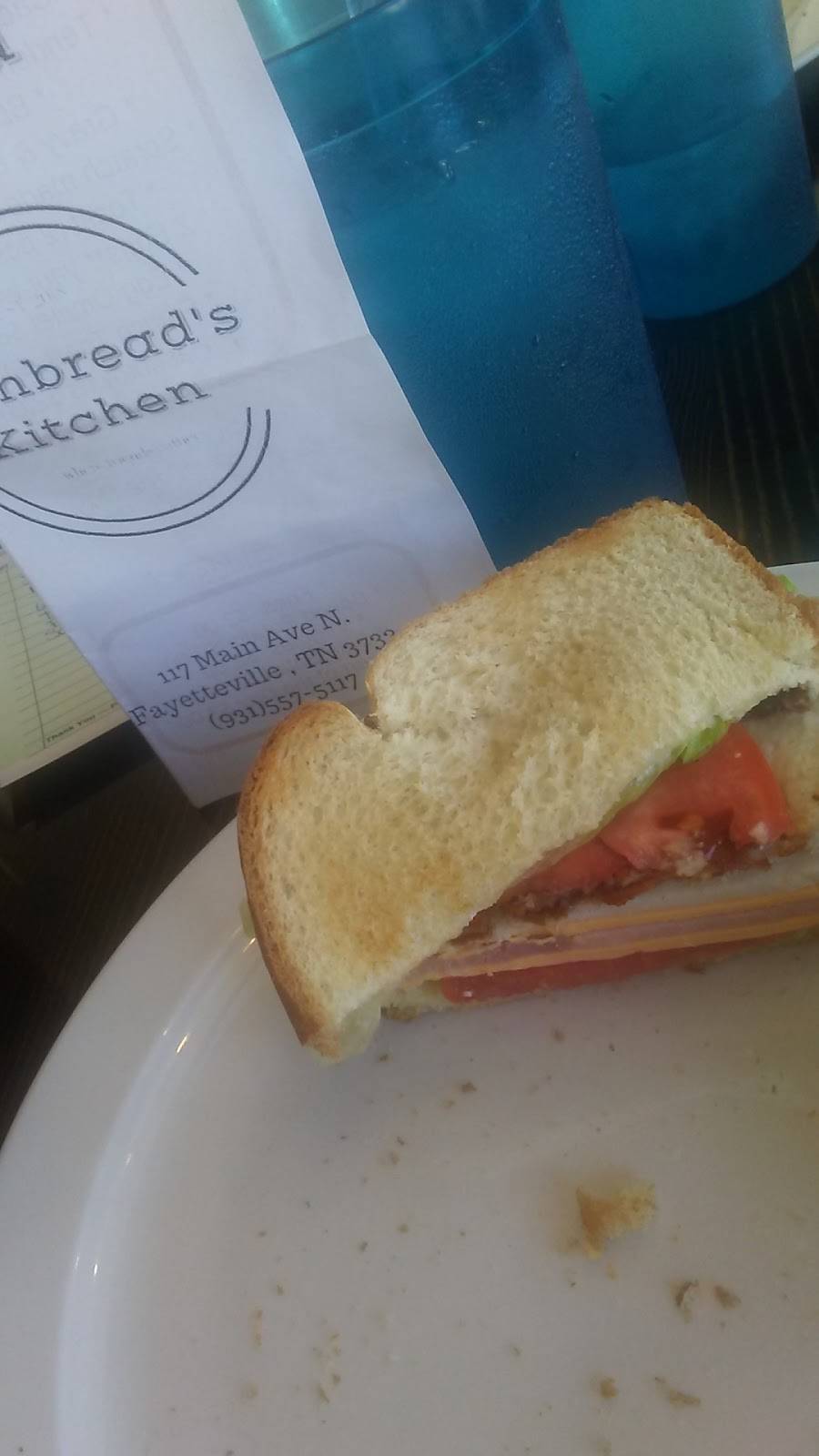 Cornbreads Kitchen | restaurant | 117 Main Ave N, Fayetteville, TN 37334, USA | 9315575117 OR +1 931-557-5117