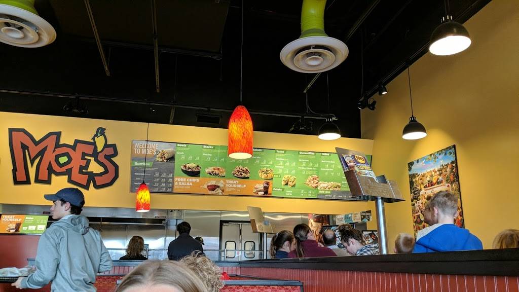 Moes Southwest Grill | restaurant | 722 N Main St, West Hartford, CT 06117, USA | 8602064283 OR +1 860-206-4283