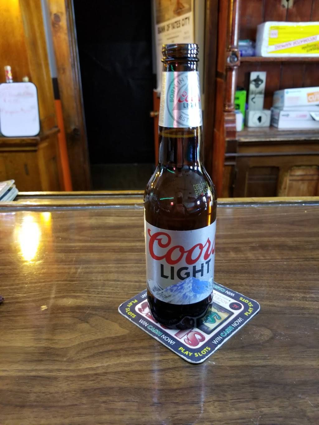 BRs Place | restaurant | 320 Main St, Maquon, IL 61458, USA | 3098753140 OR +1 309-875-3140