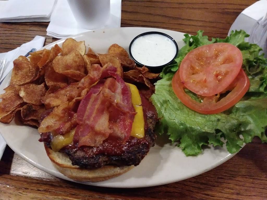 Olde Hickory Tap Room | restaurant | 222 Union Square NW, Hickory, NC 28601, USA | 8283221965 OR +1 828-322-1965