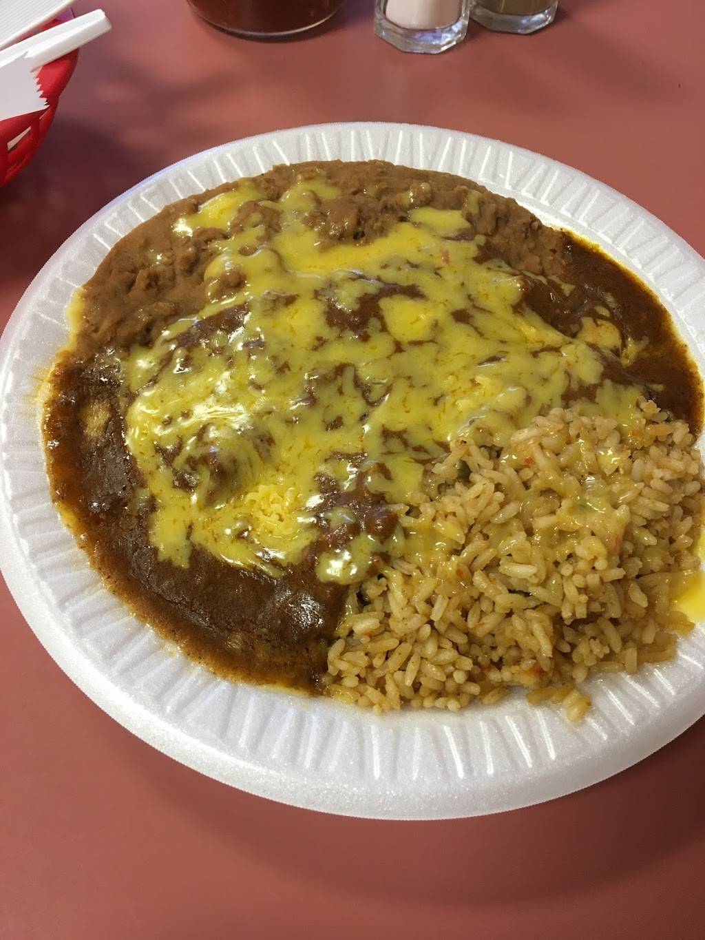 Tippys Taco House | restaurant | 5912 N Kings Hwy, Alexandria, VA 22303, USA | 7039601431 OR +1 703-960-1431