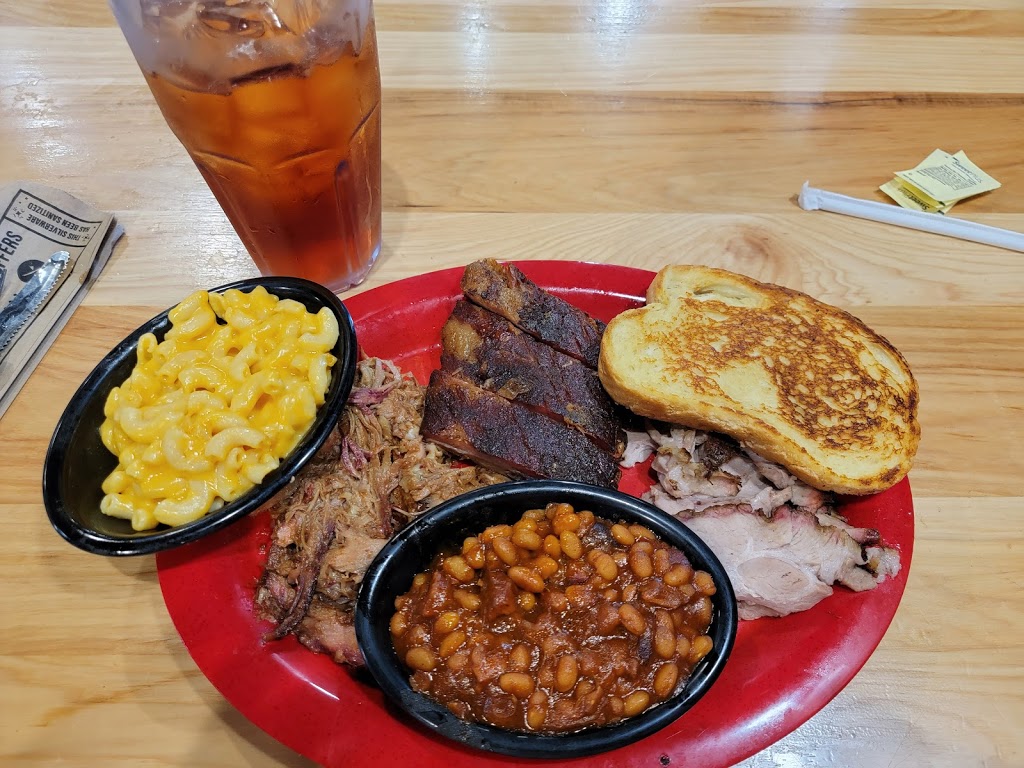 Sonnys BBQ | restaurant | 8313 Chellie Rd, Pensacola, FL 32526, USA | 8509446633 OR +1 850-944-6633