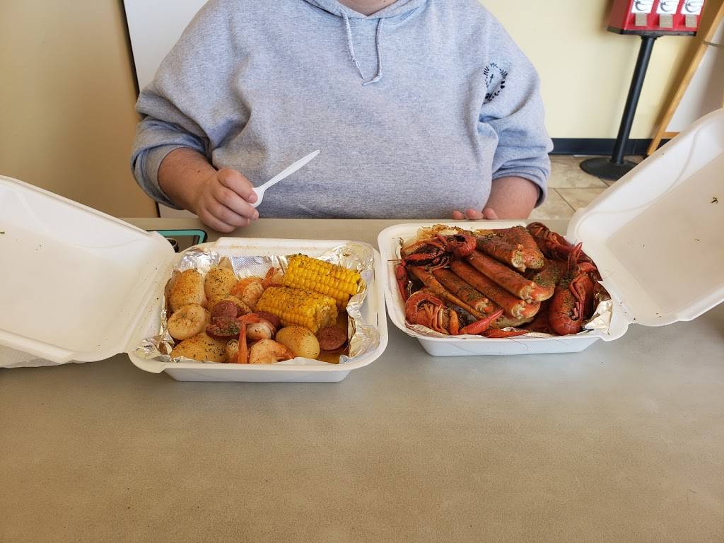 Show Me Fish & Chicken | restaurant | 5220 Blue Ridge Blvd, Raytown, MO 64133, USA | 8164912409 OR +1 816-491-2409