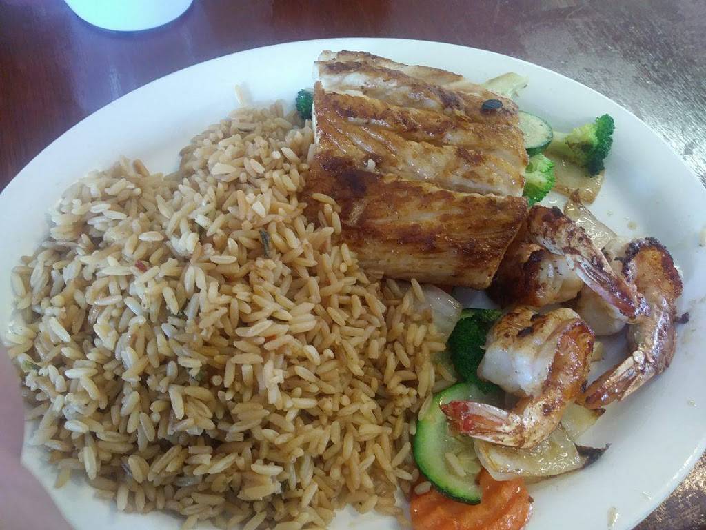 Bayside Seafood Restaurant | restaurant | 1003 Henderson St, Palacios, TX 77465, USA | 3619722050 OR +1 361-972-2050
