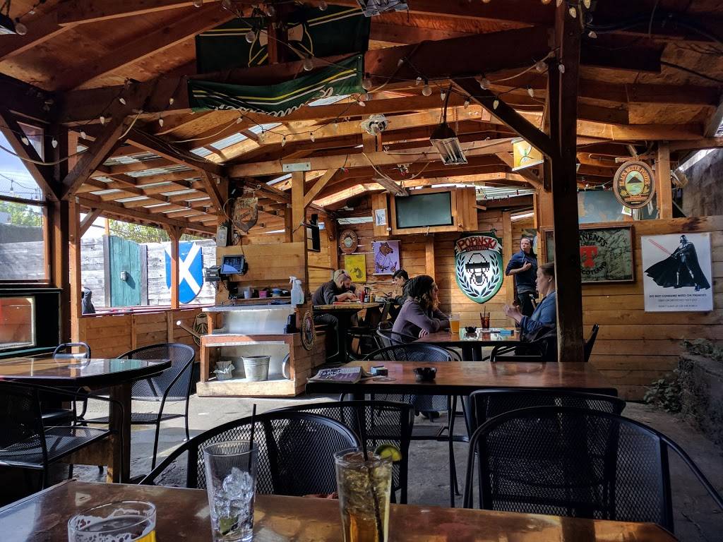 Rose & Thistle Public House | restaurant | 2314 NE Broadway St, Portland, OR 97232, USA | 5032878582 OR +1 503-287-8582