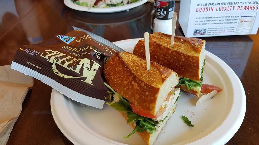 Boudin Bakery Cafe | bakery | 4 Embarcadero Center, Justin, Herman Plaza, San Francisco, CA 94111, USA | 4153623330 OR +1 415-362-3330