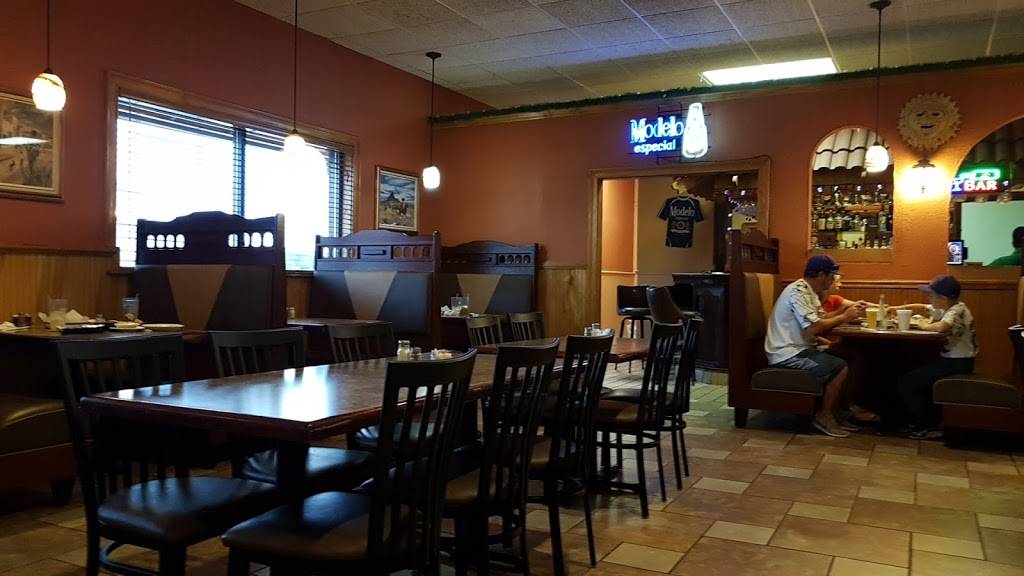 Vallartas Mexican Restaurant | restaurant | 104 Jackson St, Vidalia, GA 30474, USA | 9125381158 OR +1 912-538-1158