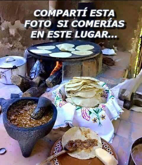 Martas Tamales En Milwaukee Wisconsin | restaurant | 1023 S Cesar E Chavez Dr, Milwaukee, WI 53204, USA | 4149755410 OR +1 414-975-5410