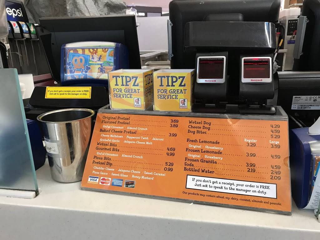 Wetzels Pretzels | restaurant | 1 Garden State Plaza Blvd #9240, Paramus, NJ 07652, USA | 2018430768 OR +1 201-843-0768