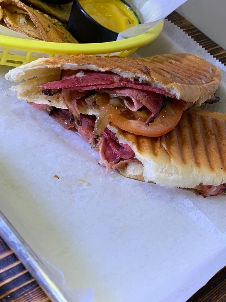 Mustard Panini Bar | restaurant | 462 Avenue P, Brooklyn, NY 11223, USA | 7186451888 OR +1 718-645-1888