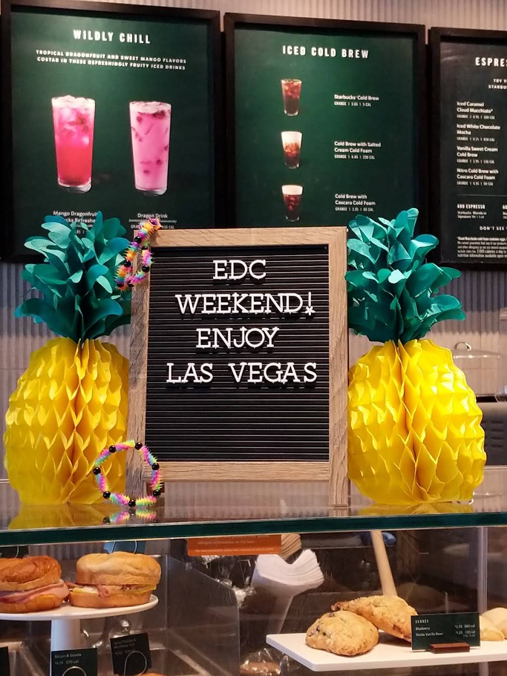 Starbucks | cafe | 14136 US-395, Adelanto, CA 92301, USA | 7605309252 OR +1 760-530-9252