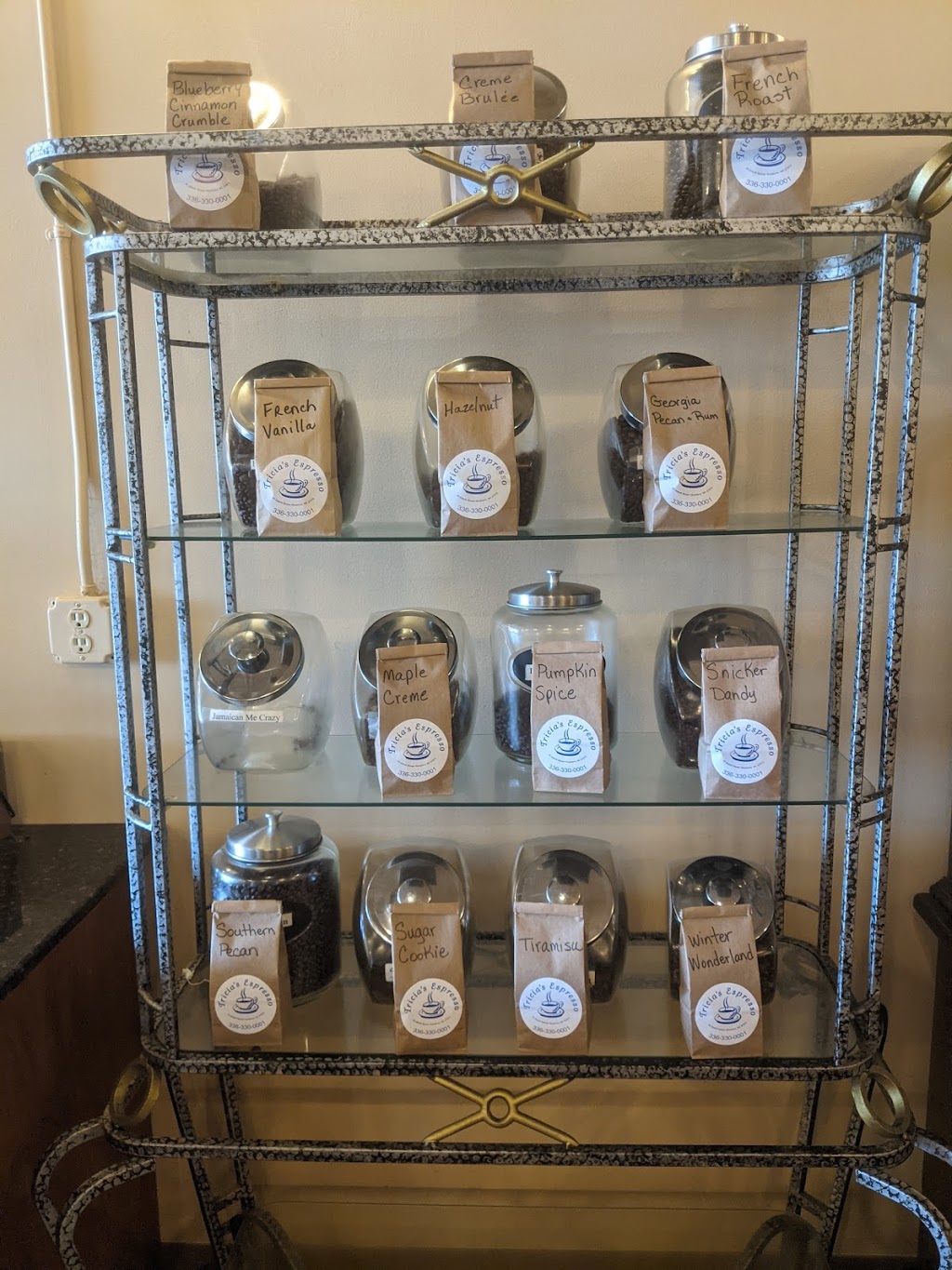 Tricias Espresso | cafe | 43 Abbitt St, Roxboro, NC 27573, USA | 3363300001 OR +1 336-330-0001