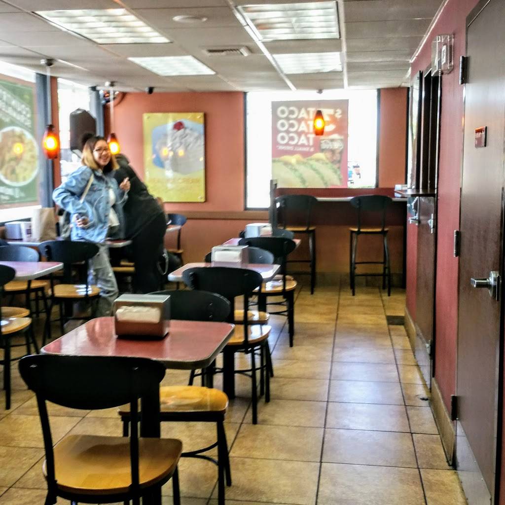Jack in the Box | restaurant | 385 E 17th St, Costa Mesa, CA 92627, USA | 9495487047 OR +1 949-548-7047