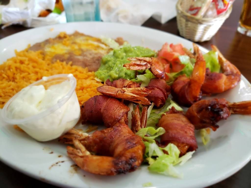 El Asadero Restaurant | restaurant | 1717 E Vista Way #106, Vista, CA 92084, USA | 7606317411 OR +1 760-631-7411