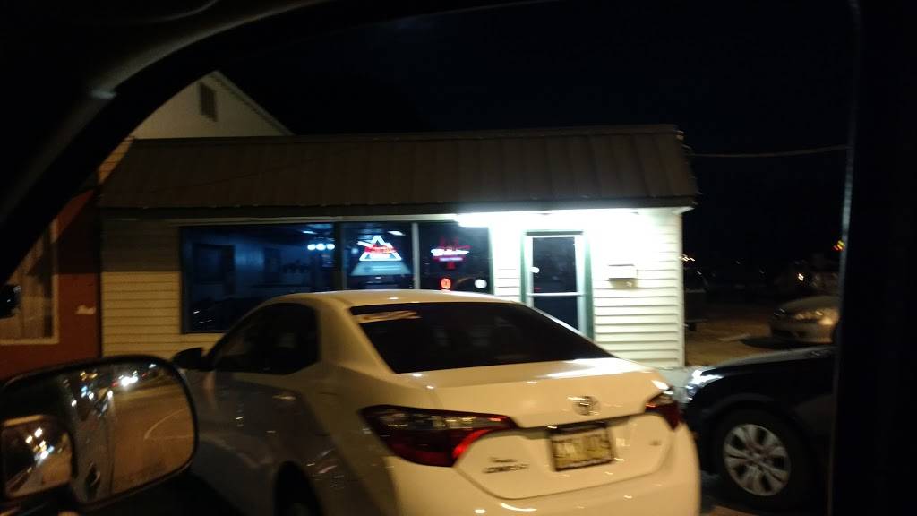 Bs Wild Wings Bar B Que | restaurant | 303 N Cushing Ave, Kaplan, LA 70548, USA | 3376436770 OR +1 337-643-6770